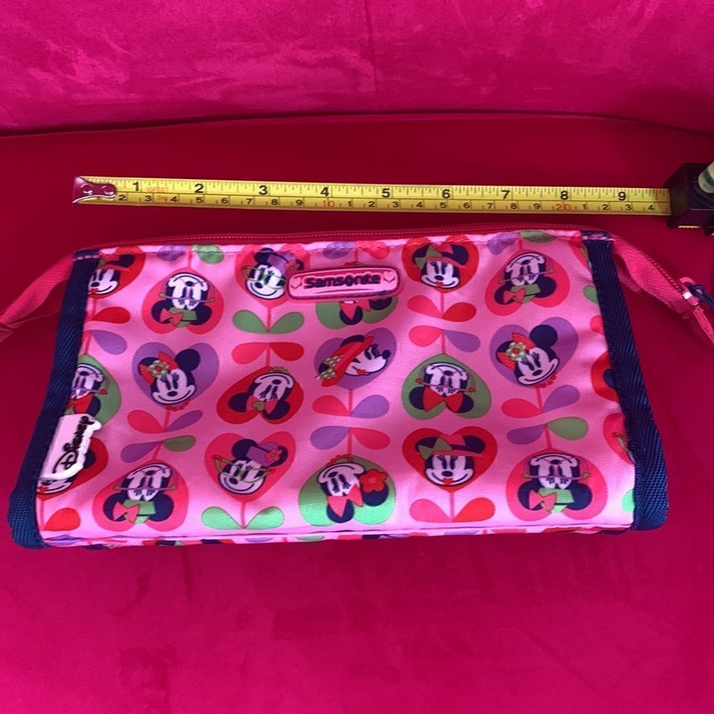 Samsonite Minnie Makeup Bag - Picture 8 of 10